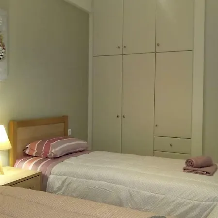 George's 3 * Kalamata